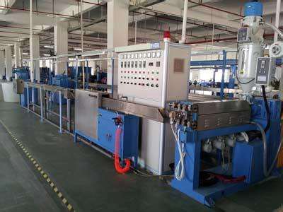 恭喜東莞市萬揚機械有限公司新網站上線，我司主要研發和生產電線電纜設備